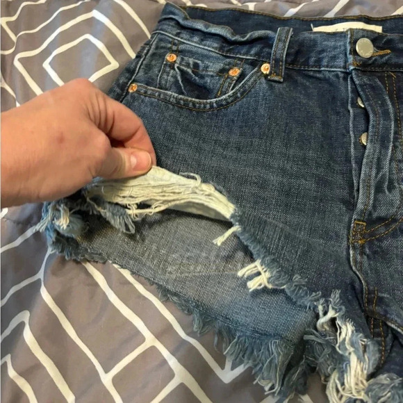 We The Free Free People Daisy Chain Blue Denim Cut-Off Shorts w/ Lace, Size 27 - Picture 7 of 12